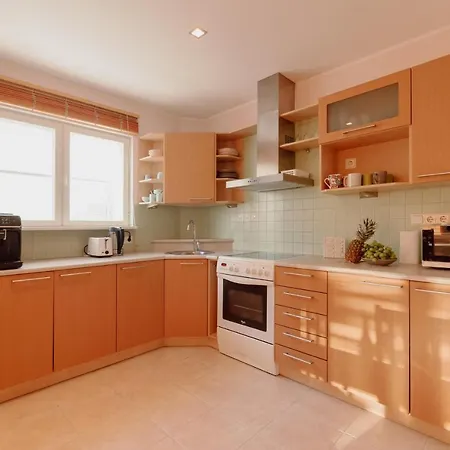Lahe Majutus Apartment *